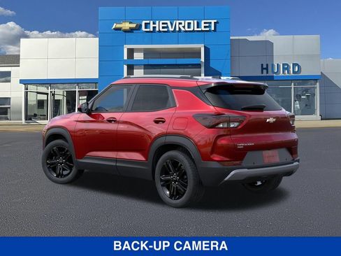 New 2026 Chevrolet TrailBlazer LT w/ Midnight Edition AWD/4WD image 4