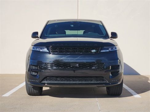 Used 2024 Land Rover Range Rover Sport Dynamic SE image 2