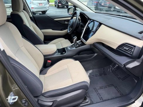 Used 2023 Subaru Outback Premium AWD/4WD image 27