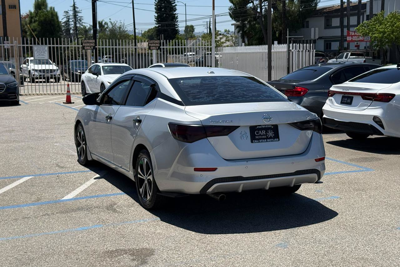 Used 2022 Nissan Sentra SV FWD image 9