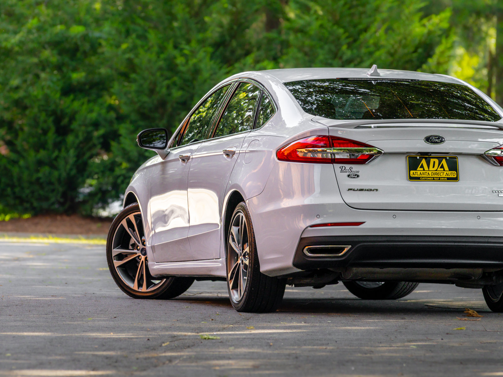 Used 2020 Ford Fusion Titanium FWD image 28