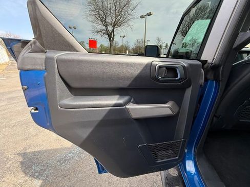 Used 2021 Ford Bronco First Edition AWD/4WD image 25