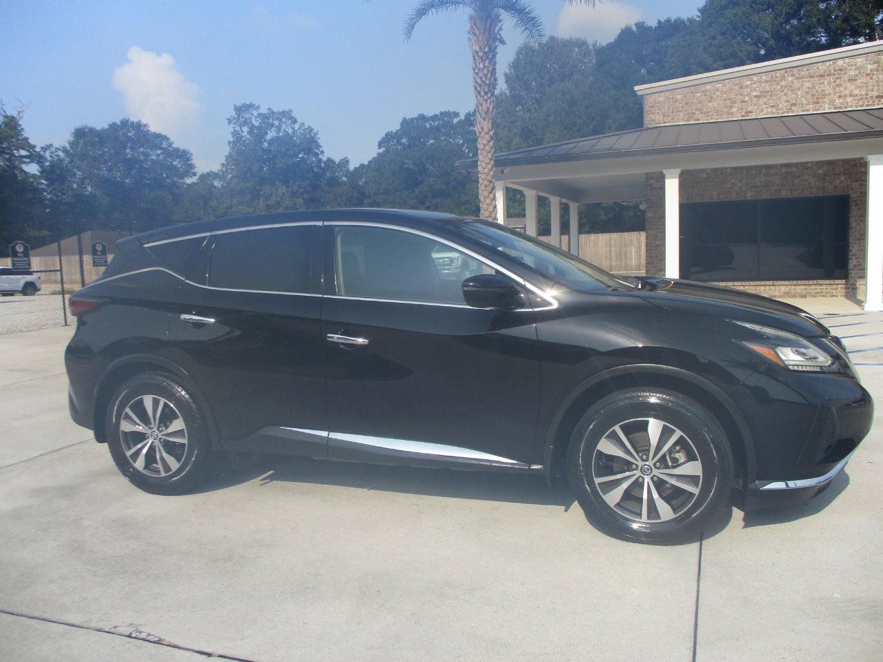 Used 2020 Nissan Murano S w/ Technology Package FWD image 16