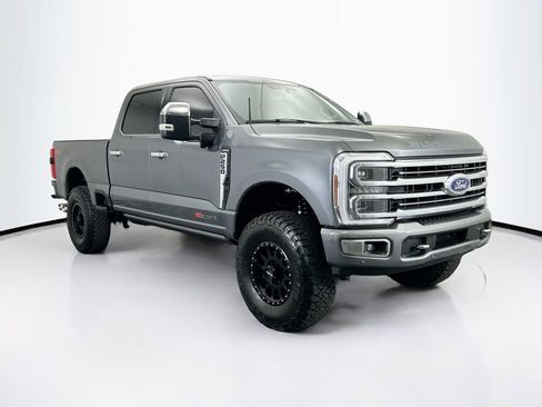 Used 2024 Ford F250 Limited w/ FX4 Off-Road Package image 3