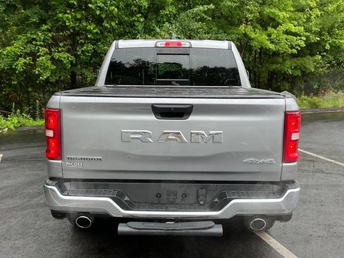 Used 2025 RAM 1500 Big Horn AWD/4WD image 4