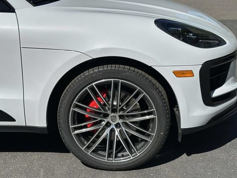 New 2026 Porsche Macan S AWD/4WD image 9