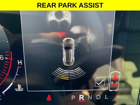 New 2026 GMC Terrain AT4 w/ LPO, Black Badging Package AWD/4WD image 14
