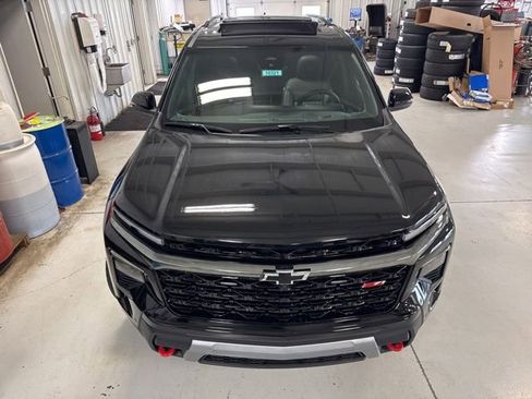 New 2026 Chevrolet Traverse Z71 w/ Enhanced Driving Package AWD/4WD image 38