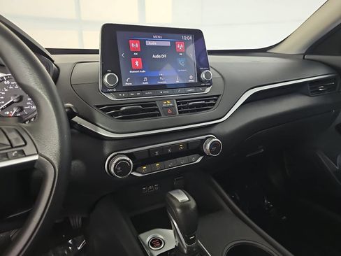 Used 2020 Nissan Altima 2.5 S FWD image 19