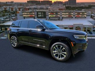 New 2025 Jeep Grand Cherokee Overland w/ Luxury Tech Group IV video 1