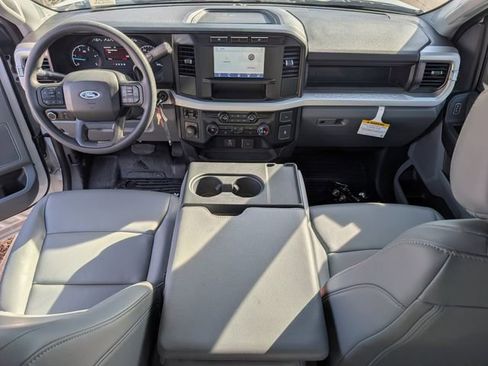 Used 2023 Ford F350 XL AWD/4WD image 6