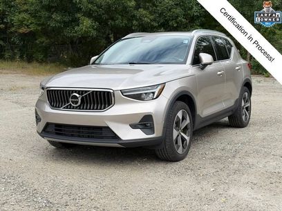 Certified 2024 Volvo XC40 B5 Plus