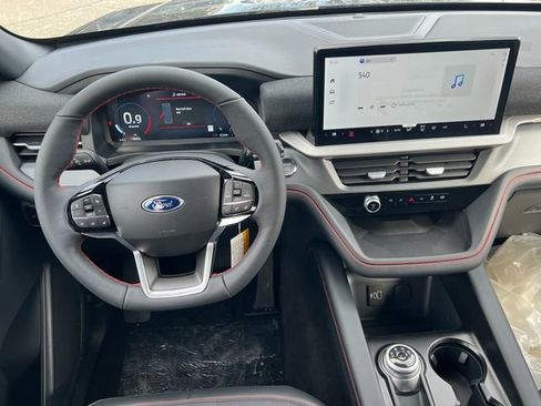 New 2026 Ford Explorer ST-Line image 15