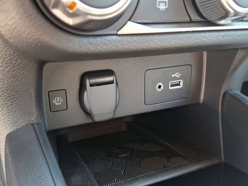 Certified 2025 Nissan Versa SV w/ Trunk Package FWD image 24