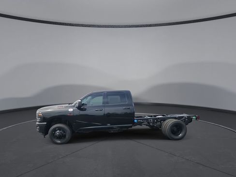 New 2026 RAM 3500 Tradesman AWD/4WD image 5