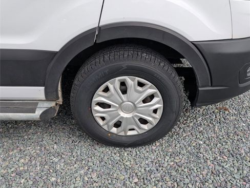 Used 2024 Ford Transit 250 w/ Exterior Upgrade Package image 9