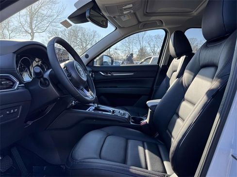 New 2025 MAZDA CX-5 Carbon Edition image 4
