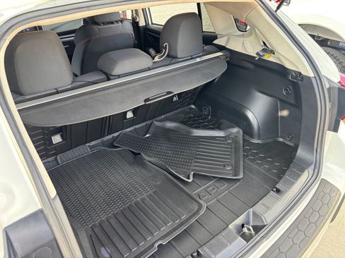 Used 2019 Subaru Crosstrek 2.0i Premium w/ Eyesight System image 62