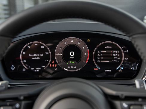 Certified 2025 Porsche Cayenne S AWD/4WD image 29