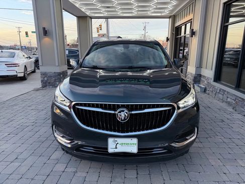 Used 2018 Buick Enclave Essence image 8