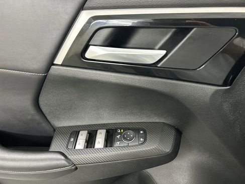 Used 2023 Mitsubishi Outlander SE image 11