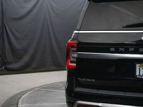 Used 2024 Ford Expedition Max Platinum AWD/4WD image 13