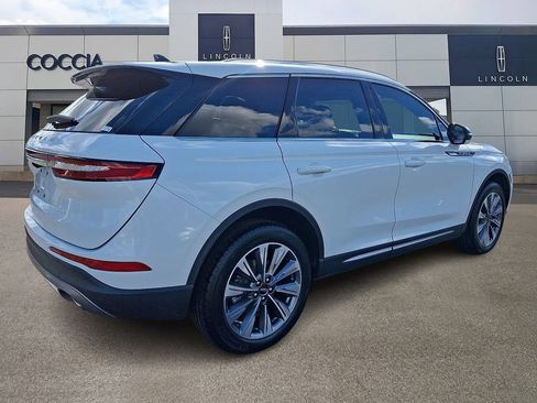 Certified 2022 Lincoln Corsair Reserve w/ Elements Package AWD/4WD image 4