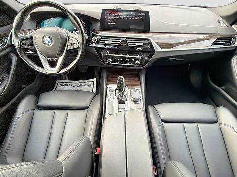 Used 2020 BMW 530i xDrive w/ Convenience Package AWD/4WD image 14