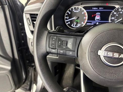 Used 2023 Nissan Rogue SV FWD image 20
