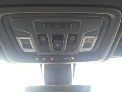 Used 2020 GMC Sierra 2500 AT4 w/ AT4 Premium Package image 24