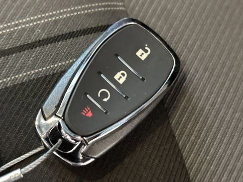 Used 2025 Chevrolet Blazer LT image 21