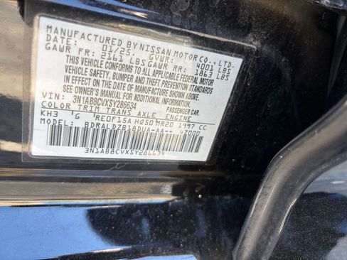 Used 2025 Nissan Sentra SV image 23