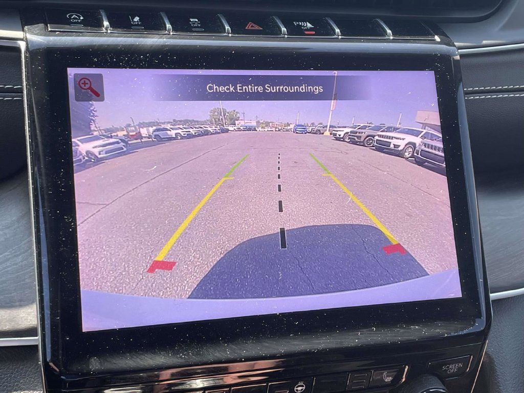 Certified 2023 Jeep Grand Cherokee L Limited w/ Trailer Tow Group (B) AWD/4WD image 36