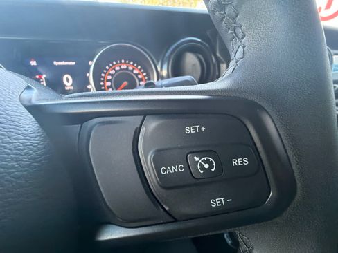 Used 2023 Jeep Wrangler Unlimited Sport image 25