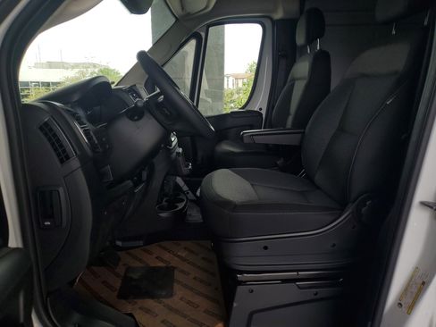 Used 2026 RAM ProMaster 1500 w/ Convenience Group FWD image 16