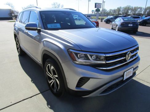 Used 2021 Volkswagen Atlas SEL Premium AWD/4WD image 5