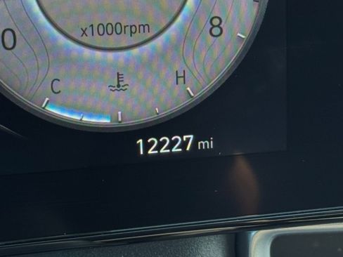 Used 2025 Hyundai Elantra SEL image 40