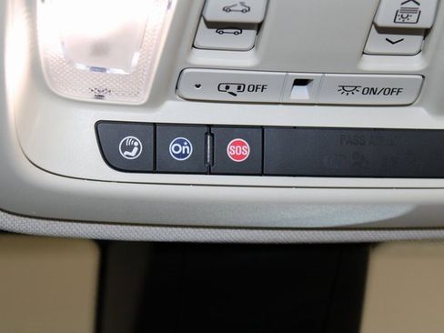 Certified 2022 Cadillac XT5 Premium Luxury image 36