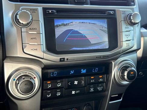 Used 2016 Toyota 4Runner Limited AWD/4WD image 27