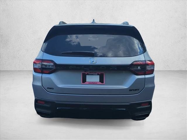New 2026 Honda Pilot Sport image 8