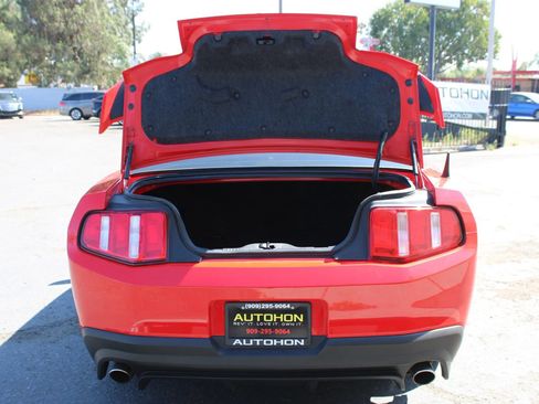 Used 2012 Ford Mustang GT Premium RWD image 28