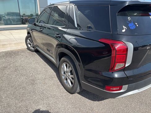 Used 2021 Hyundai Palisade SE FWD image 3