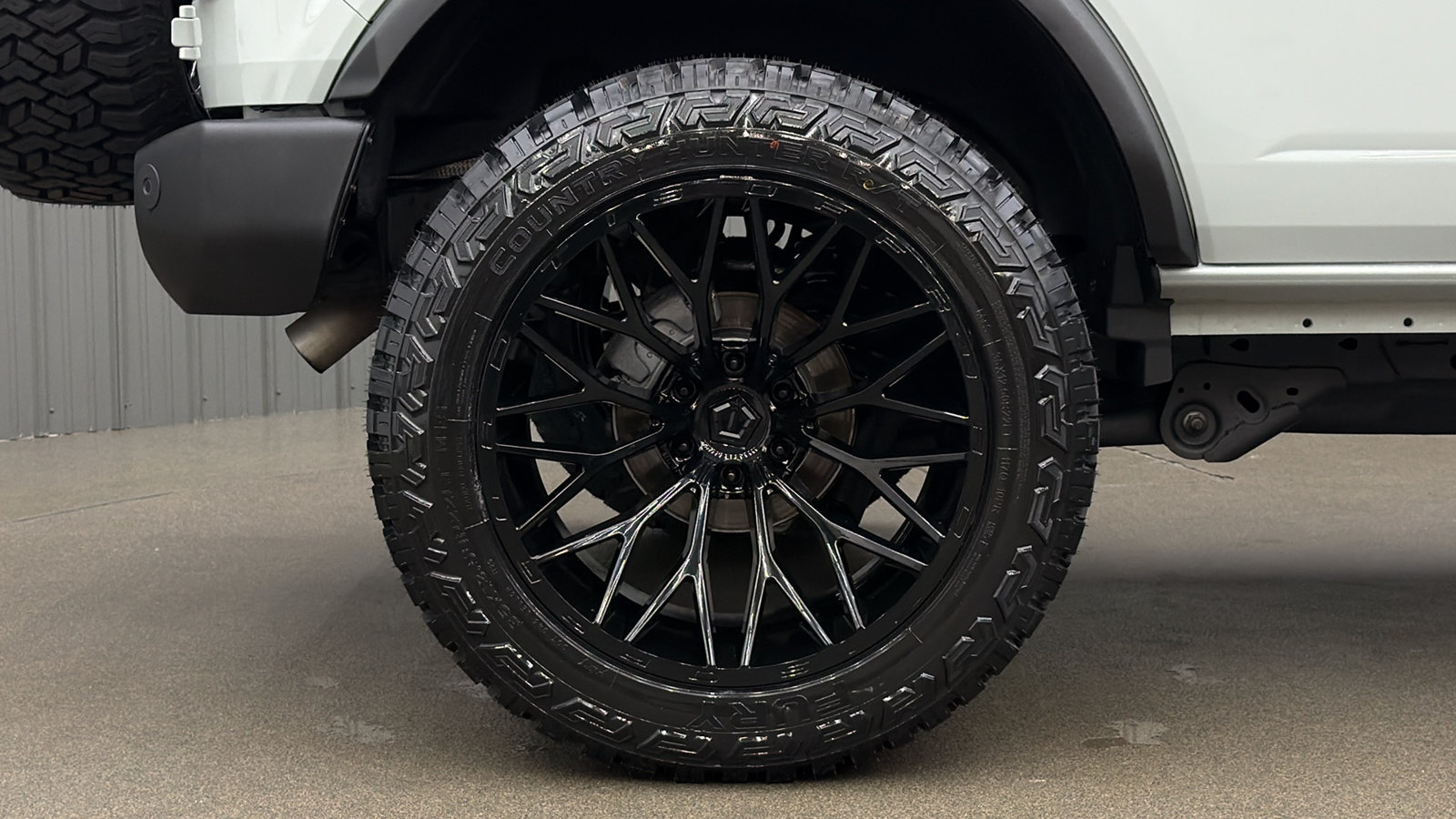 Used 2024 Ford Bronco Wildtrak AWD/4WD image 11