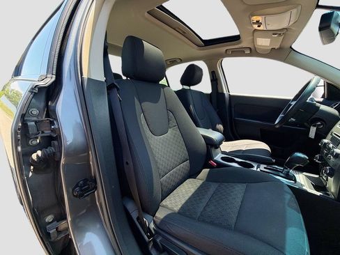 Used 2012 Ford Fusion SE FWD image 27