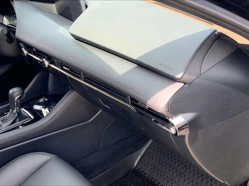 Used 2025 MAZDA MAZDA3 s image 19