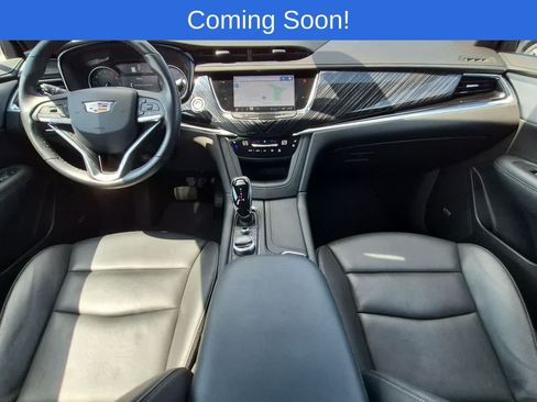 Used 2024 Cadillac XT6 Premium Luxury AWD/4WD image 15