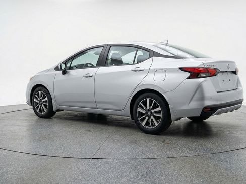 Used 2025 Nissan Versa SV FWD image 6