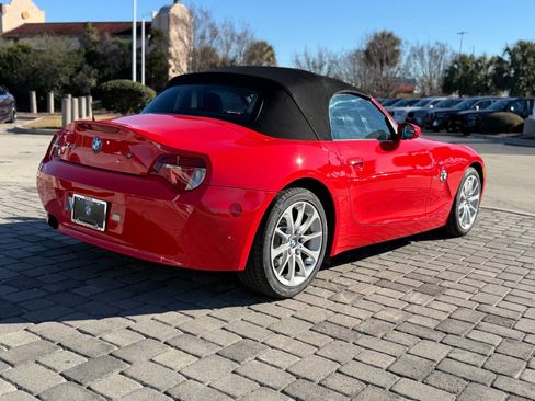 Used 2006 BMW Z4 3.0i image 6