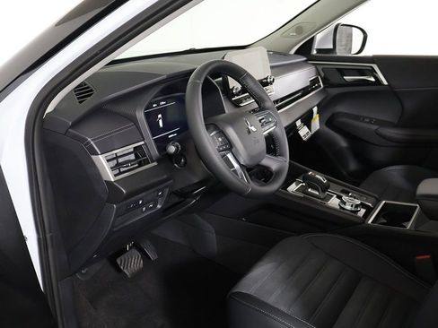 New 2025 Mitsubishi Outlander SE AWD/4WD image 28