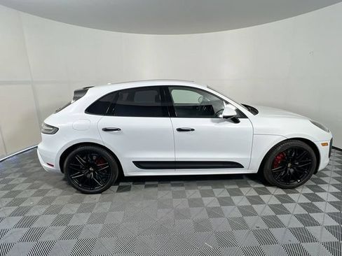 Certified 2024 Porsche Macan GTS AWD/4WD image 2
